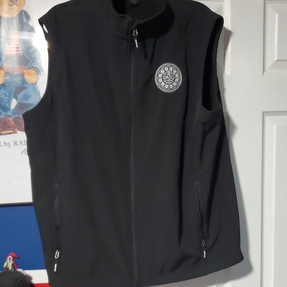 Men's Black Sleeveless Zip Vest with Oreo Logo Sx Xl